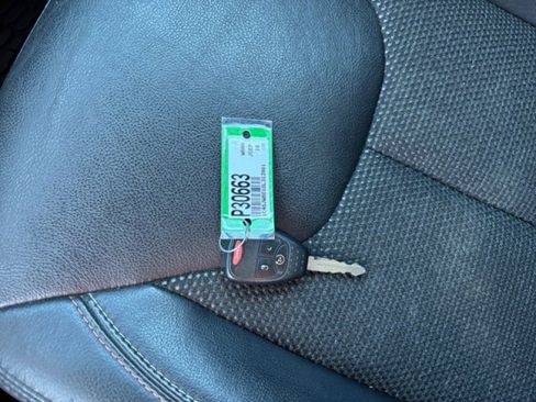 Used 2016 Jeep Wrangler Sahara image 21