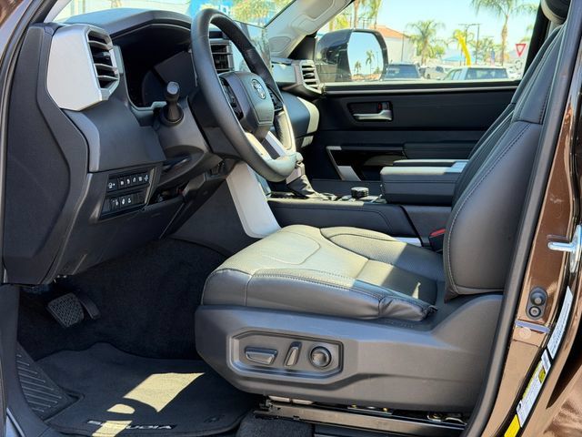 Used 2023 Toyota Sequoia Limited w/ Tow Technology Package AWD/4WD image 15