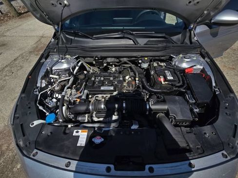 Used 2020 Honda Accord EX image 34