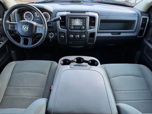 Used 2016 RAM 2500 Tradesman w/ Chrome Appearance Group image 13