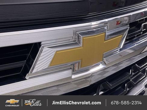 Certified 2025 Chevrolet Silverado 1500 LT image 30