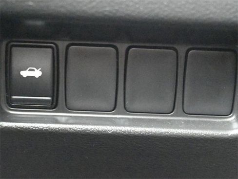 Used 2023 Nissan Maxima SV w/ Floor Mat Group image 30