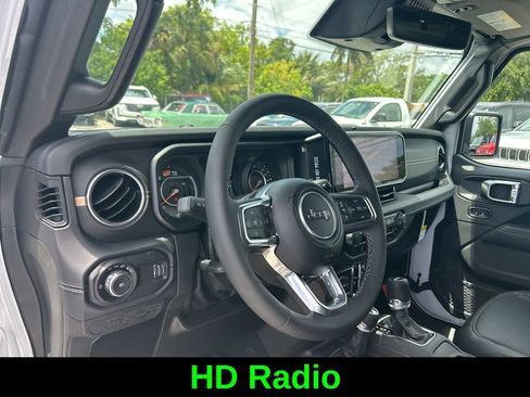 Certified 2025 Jeep Wrangler Unlimited Sahara AWD/4WD image 12