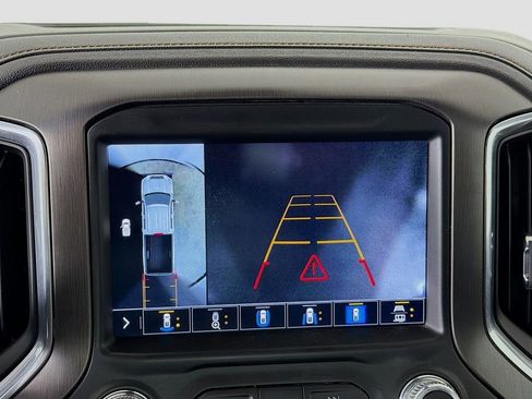 Used 2022 GMC Sierra 2500 AT4 w/ AT4 Premium Plus Package image 38