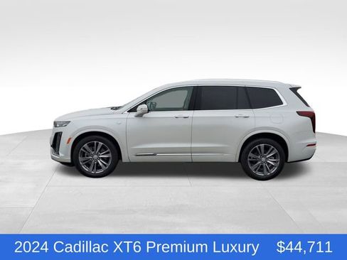 Certified 2024 Cadillac XT6 Premium Luxury image 2