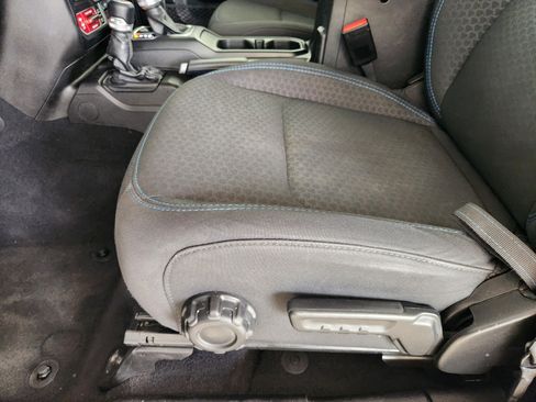 Used 2024 Jeep Wrangler Unlimited Rubicon 4xe AWD/4WD image 25