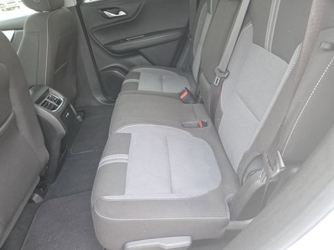 Used 2023 Chevrolet Blazer LT FWD image 12