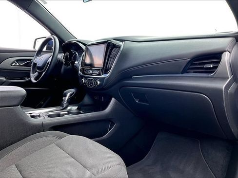 Used 2023 Chevrolet Traverse LT FWD image 14