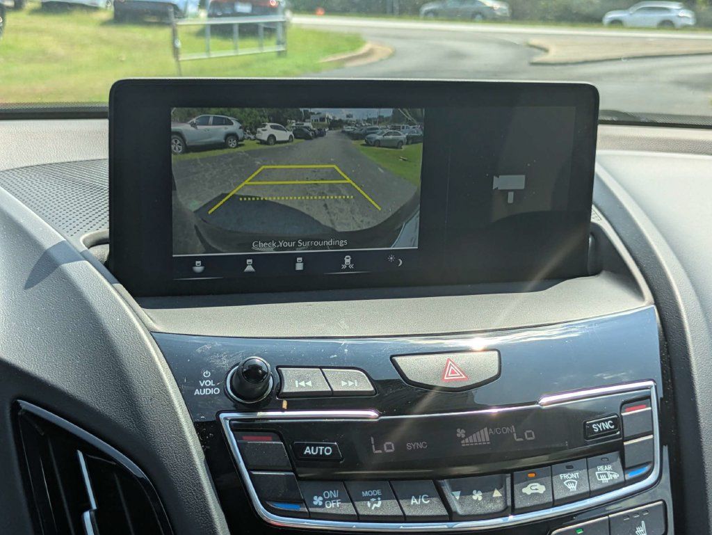 Used 2025 Acura RDX SH-AWD image 21