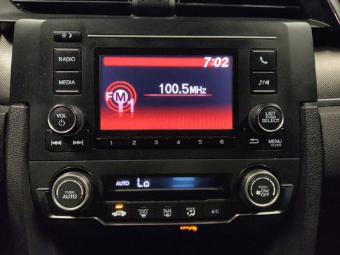 Used 2019 Honda Civic LX image 25