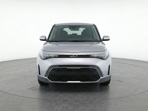 Used 2025 Kia Soul LX w/ LX Technology Package image 1