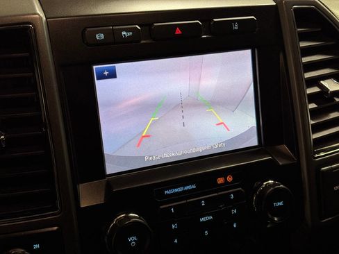 Used 2020 Ford F250 XLT image 59