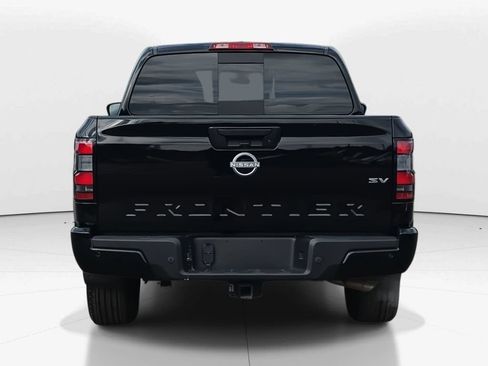 Used 2024 Nissan Frontier SV w/ SV Convenience Package image 6