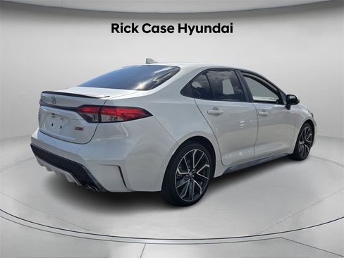 Used 2020 Toyota Corolla XSE image 8