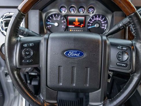 Used 2015 Ford F250 Platinum w/ FX4 Off-Road Package image 27