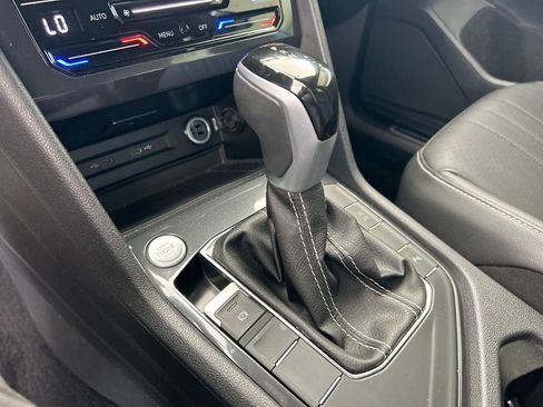 Certified 2024 Volkswagen Tiguan SE R-Line FWD image 26