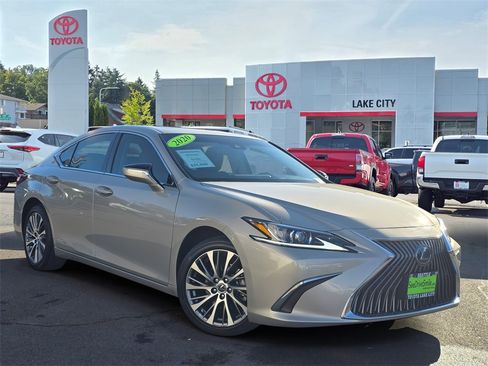 Used 2020 Lexus ES 300h w/ Premium Package image 1