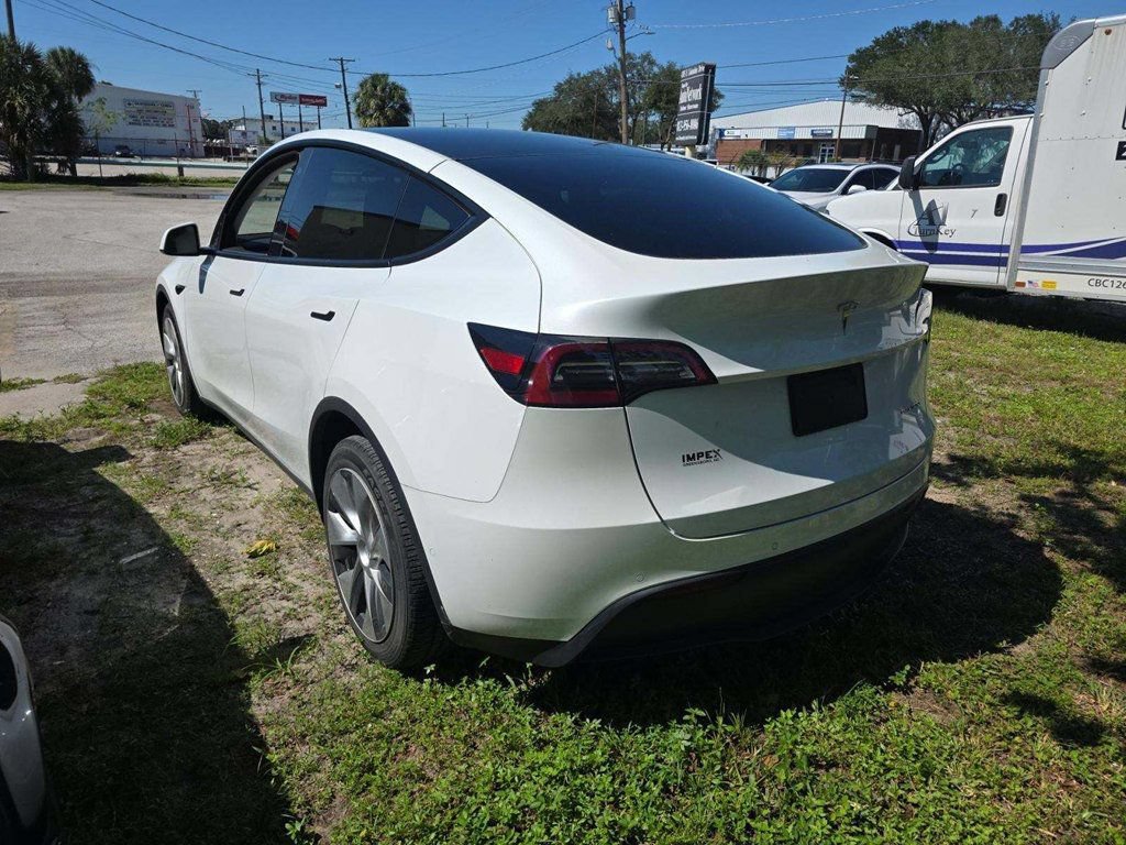 Used 2021 Tesla Model Y Long Range AWD/4WD image 5
