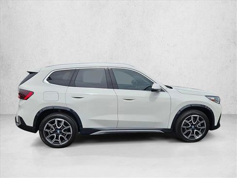 Used 2025 BMW X1 xDrive28i w/ Technology Package AWD/4WD image 4