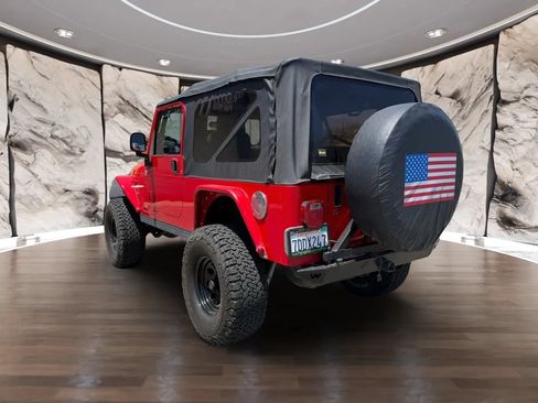 Used 2005 Jeep Wrangler Unlimited Rubicon AWD/4WD image 8
