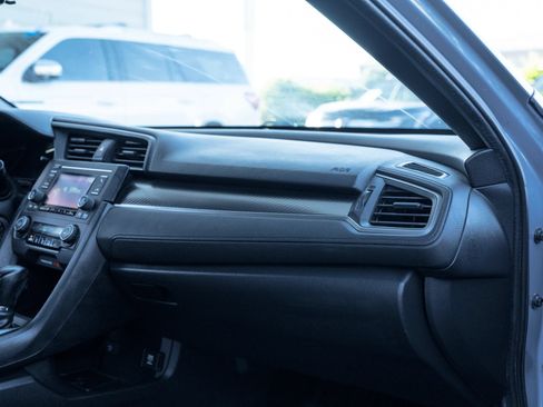 Used 2019 Honda Civic Sport image 13