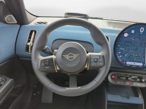 Certified 2025 MINI Cooper Countryman S image 10