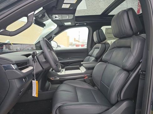 New 2026 Lincoln Navigator L Reserve w/ Jet Appearance Package AWD/4WD image 16