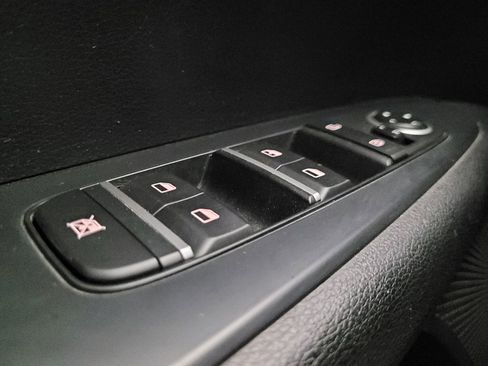 Used 2019 Kia Forte LXS image 27