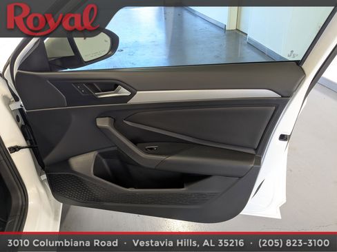 Used 2019 Volkswagen Jetta SE image 7