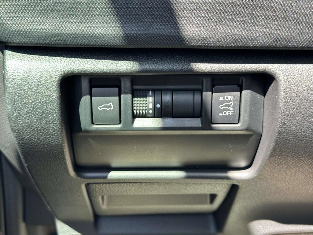 Certified 2026 Subaru Forester Premium AWD/4WD image 32
