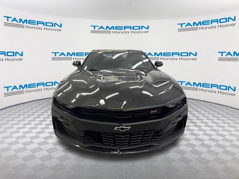Used 2019 Chevrolet Camaro SS RWD image 8