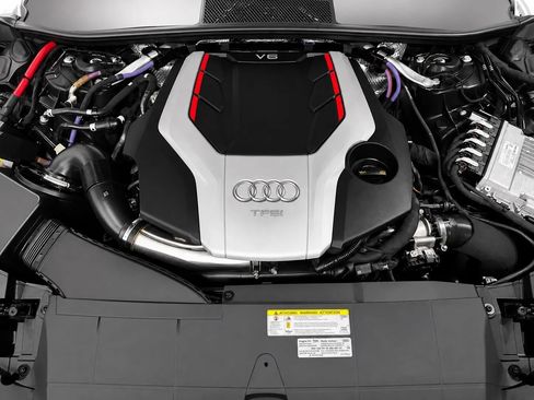 Used 2020 Audi S6 Premium Plus w/ Black Optic Package AWD/4WD image 28