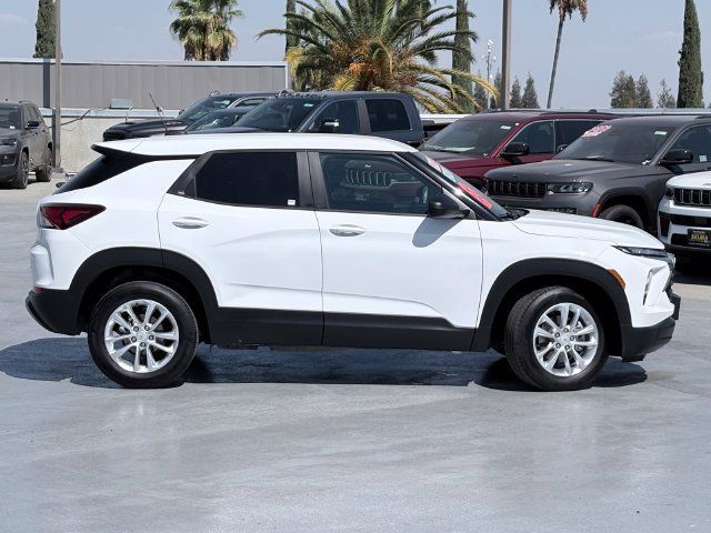 Used 2026 Chevrolet TrailBlazer LS w/ LS Convenience Package FWD image 4