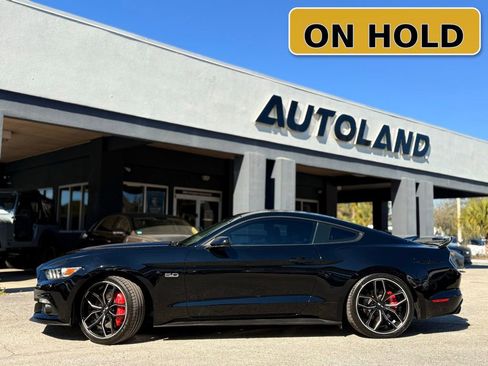 Used 2017 Ford Mustang GT w/ GT Performance Package image 4