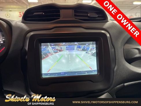 Certified 2019 Jeep Renegade Sport w/ Sport Appearance Group image 19