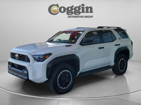 Certified 2025 Toyota 4Runner TRD Off-Road Premium AWD/4WD image 1