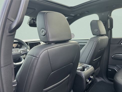 New 2026 GMC Acadia Elevation w/ Elevation Premium Package image 16