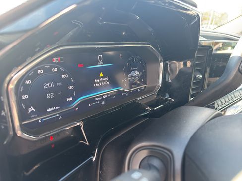 Used 2025 Chevrolet Silverado 1500 LT image 13