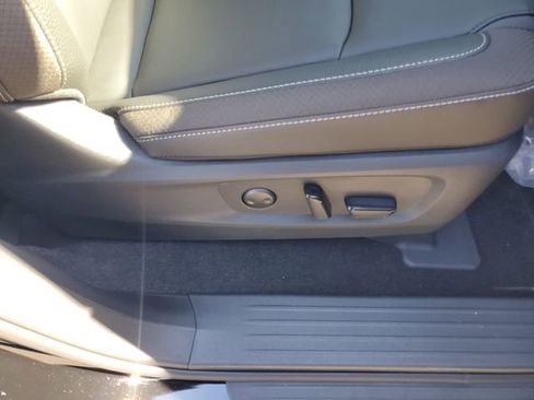 New 2025 Nissan Pathfinder SL image 34