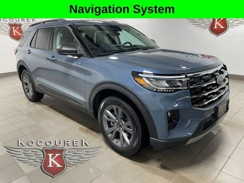 New 2026 Ford Explorer Active w/ Active Comfort Package AWD/4WD image 1