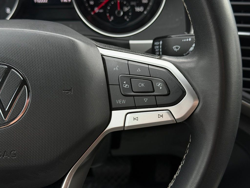 Used 2021 Volkswagen Atlas Cross Sport SE FWD image 24
