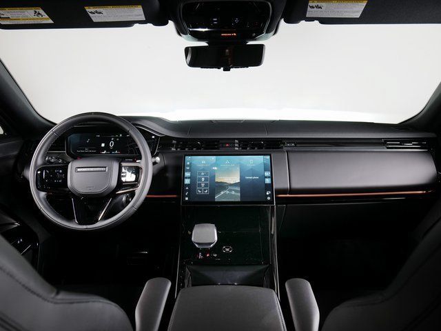 New 2026 Land Rover Range Rover Sport Dynamic SE AWD/4WD image 4