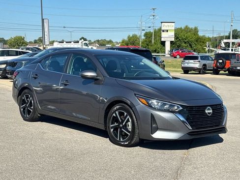 Used 2024 Nissan Sentra SV FWD image 7