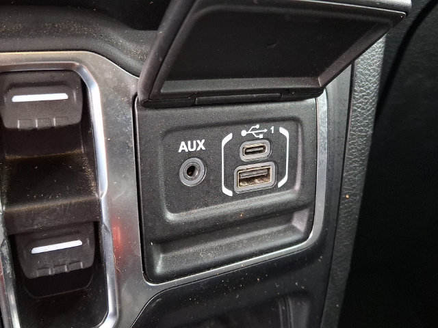 Used 2023 Jeep Wrangler Unlimited Sport AWD/4WD image 24