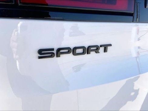 New 2026 Land Rover Range Rover Sport SE AWD/4WD image 9