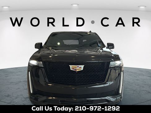 Used 2022 Cadillac Escalade Sport RWD image 16