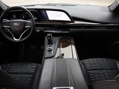 Used 2022 Cadillac Escalade Sport Platinum AWD/4WD image 7