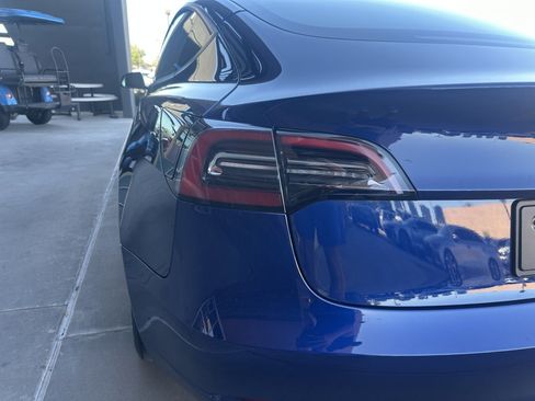 Used 2023 Tesla Model 3 Standard Range image 13