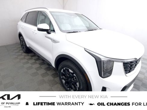 New 2026 Kia Sorento S image 3