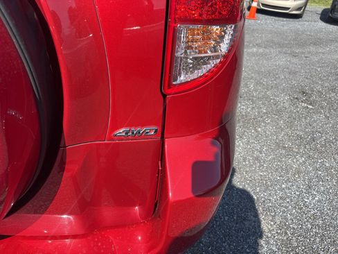 Used 2007 Toyota RAV4 4WD V6 w/ 3rd Row image 10